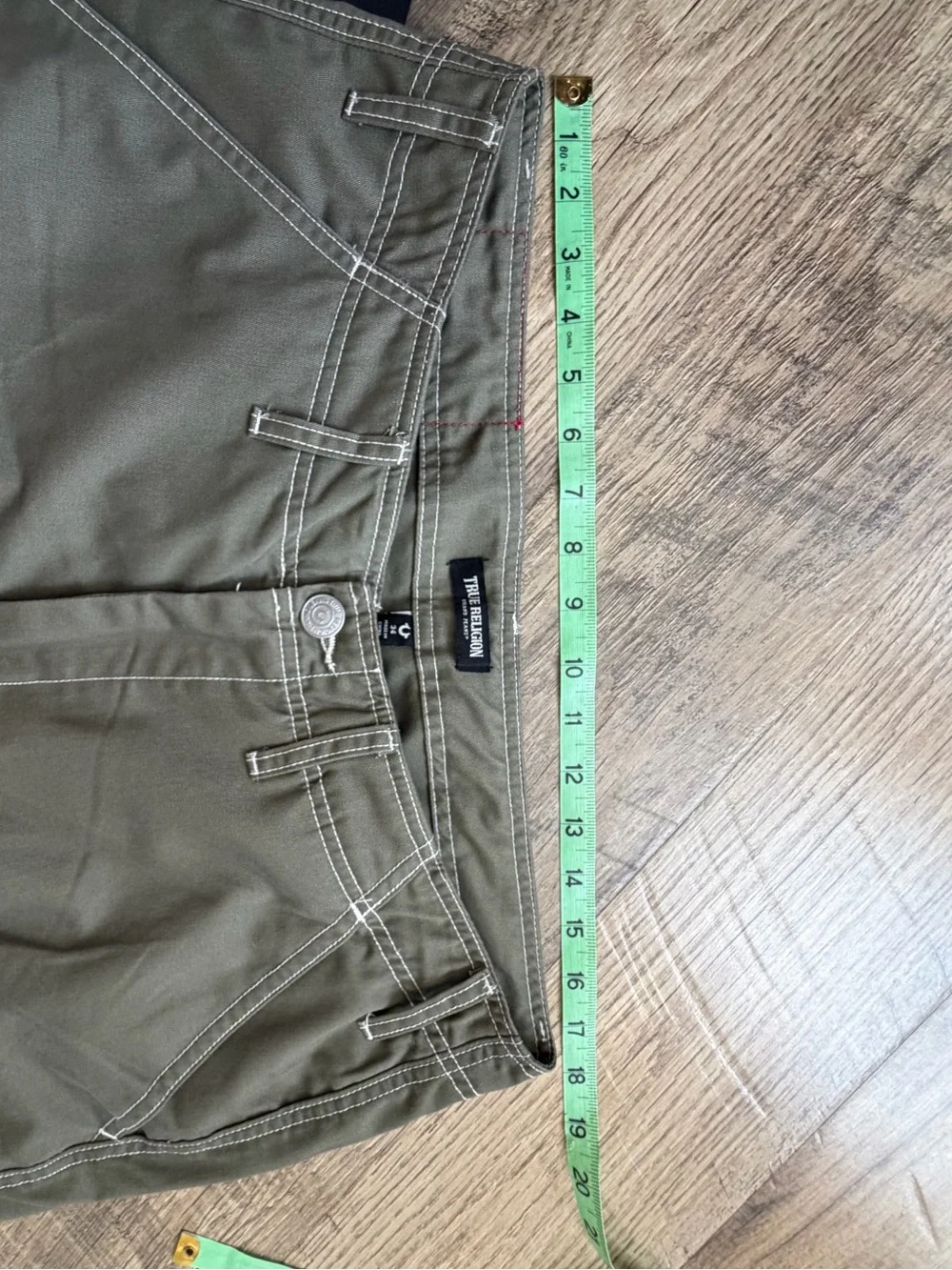 True Religion Baggy Cargo Pants 34 Kalamata Olive Green White Stitch NW Y2K